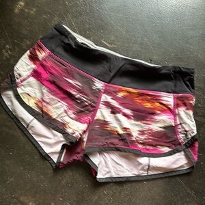 Lululemon run short